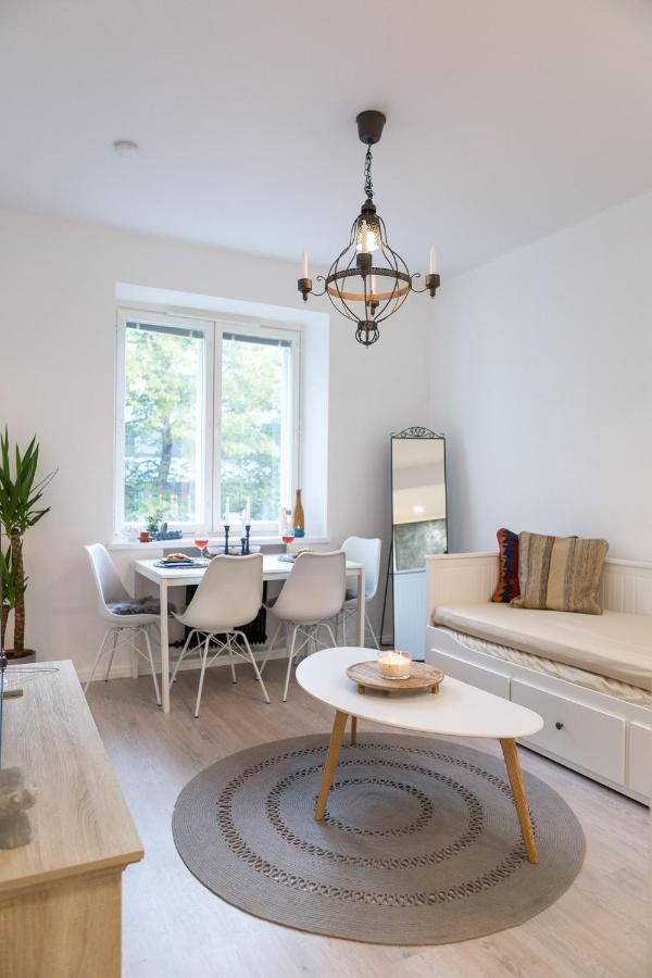 Kotoisa & Tyylikaes Keskusta-Asunto Neljaelle! Appartement Tampere Buitenkant foto